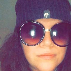 Meet your Posher, Allie